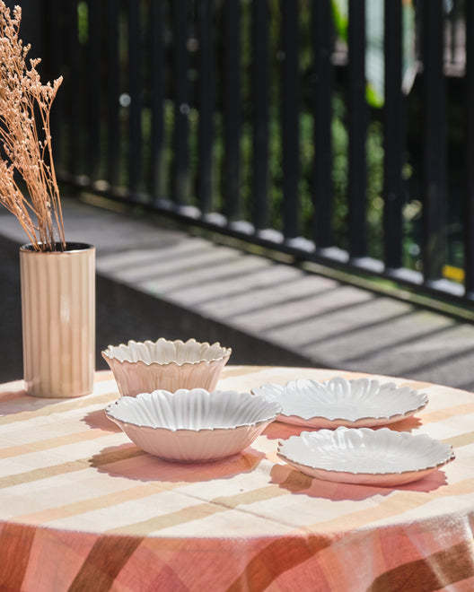 Flora Tableware