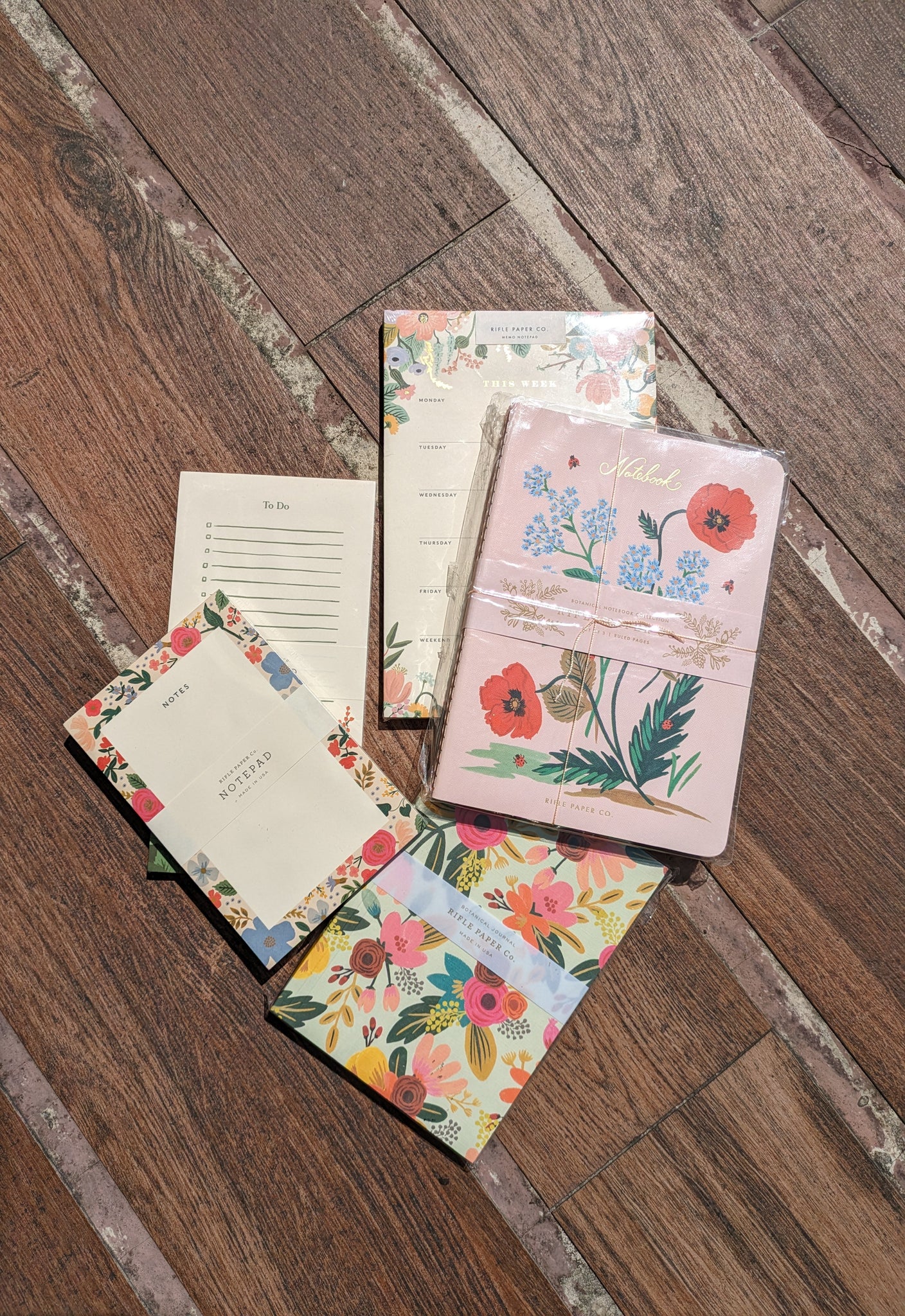 Rifle Paper Co - Floral Memo Notepad