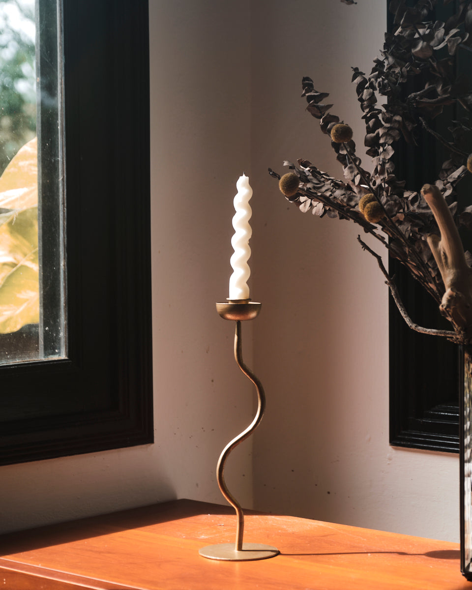 Wavy Candle Holder